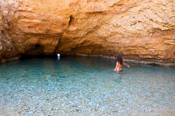 1385295_10151645314916606_1224865376_n